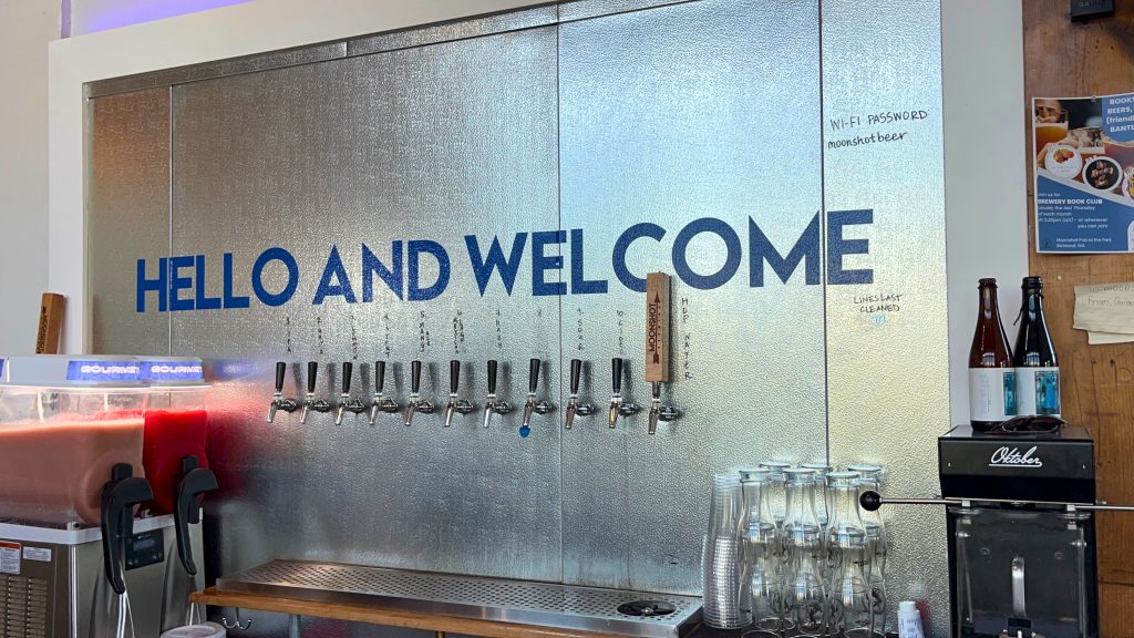 One of the latest Brew Pubs Near Pasco WA, Moonshot Brew Pub